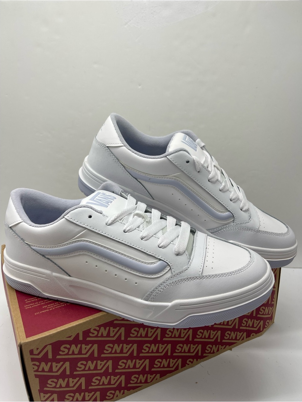 Vans Men’s Sz 13 Hylane Pop Baby Blue
VN000D1J689 Sneakers 
 Low-Top Skate - Picture 7 of 16